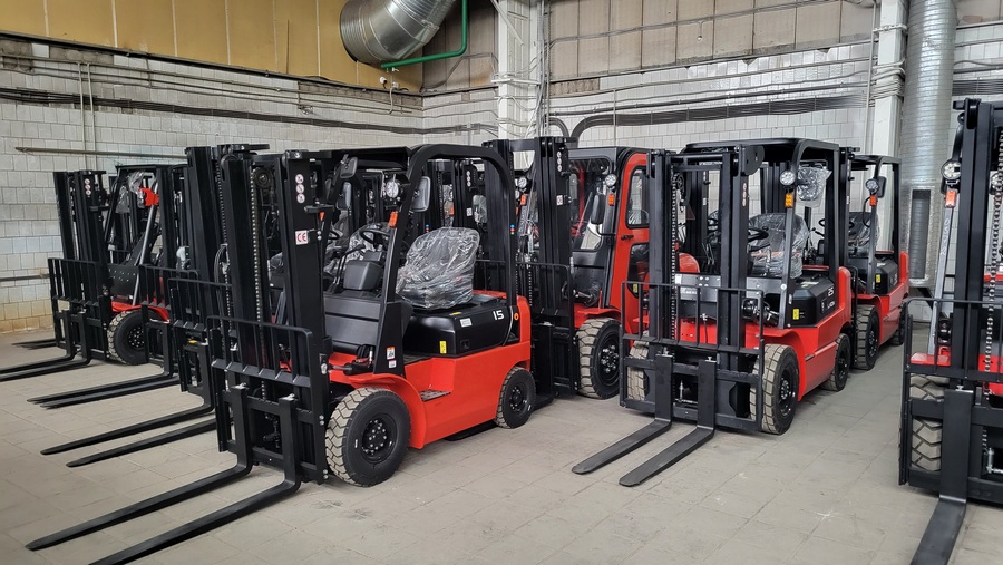 Тест-драйв складской техники на нашем складе в Ханты-Мансийске