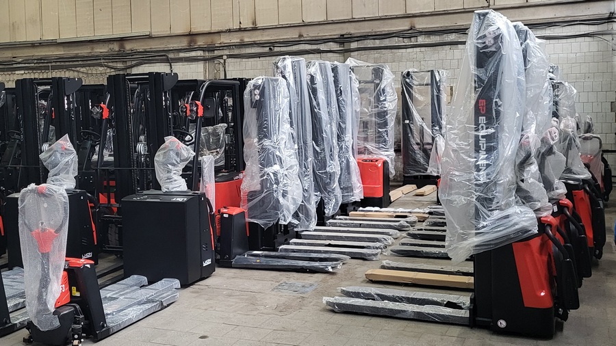 Тест-драйв складской техники на нашем складе в Ханты-Мансийске